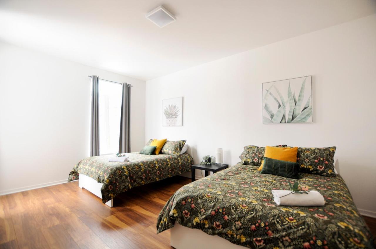 The 1810 - Spacious With Balcony - North Of Quebec Экстерьер фото
